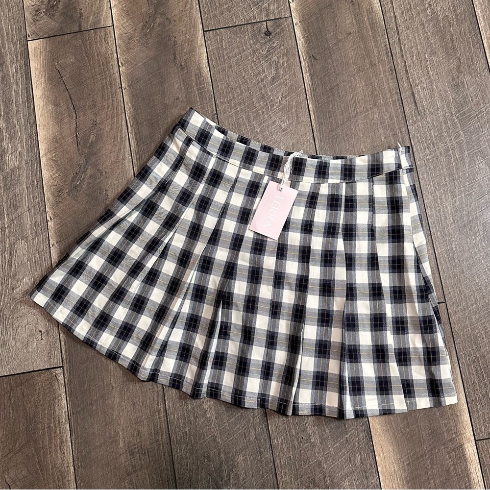 Mable Pleated Skirt